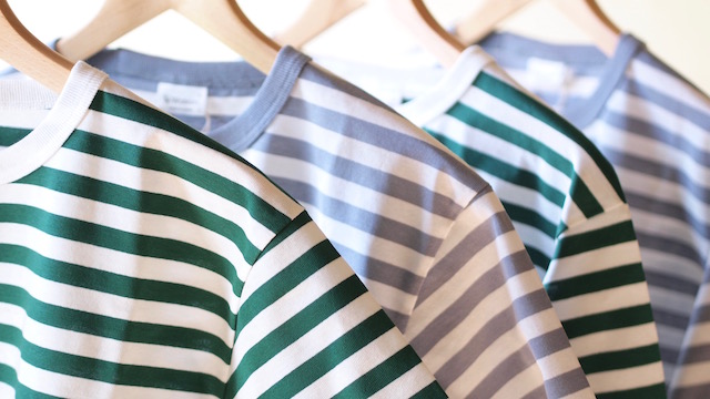 WORKERS Narrow Border Tee Green/Grey-Top