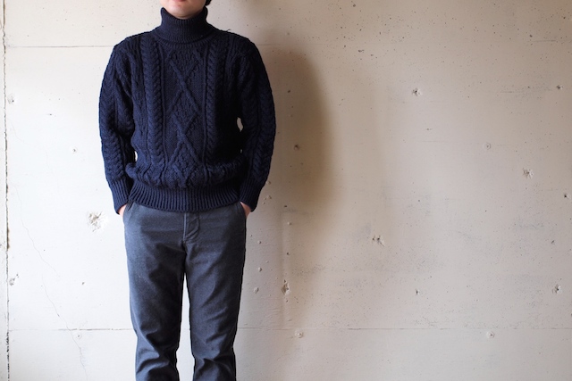 John Cooper Knitwear, Kearney Aran Cable, Roll Neck, Navy-2