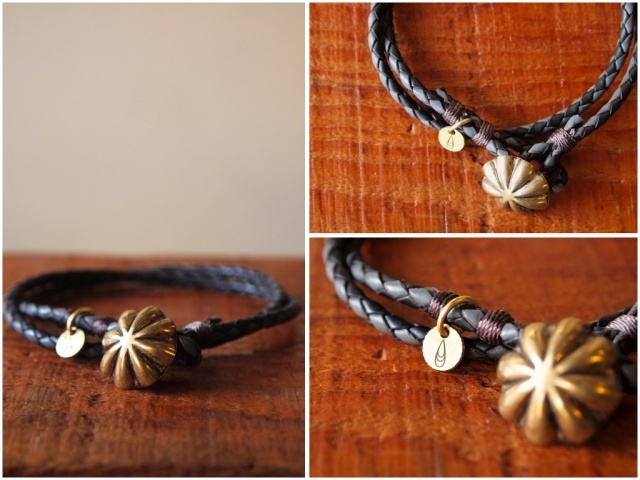 Button Works (ボタンワークス) Leather Bracelet-Blk-Gry