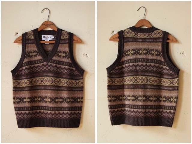 Harley of Scotland V-Neck Vest, Fair Isle-4