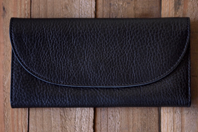 This is...(ディスイズ) Shrink Leather Long Wallet-2