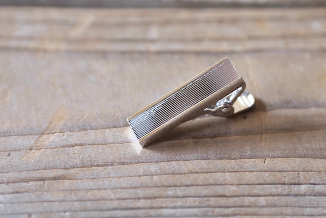 WORKERS Short Tie Clip Border-2